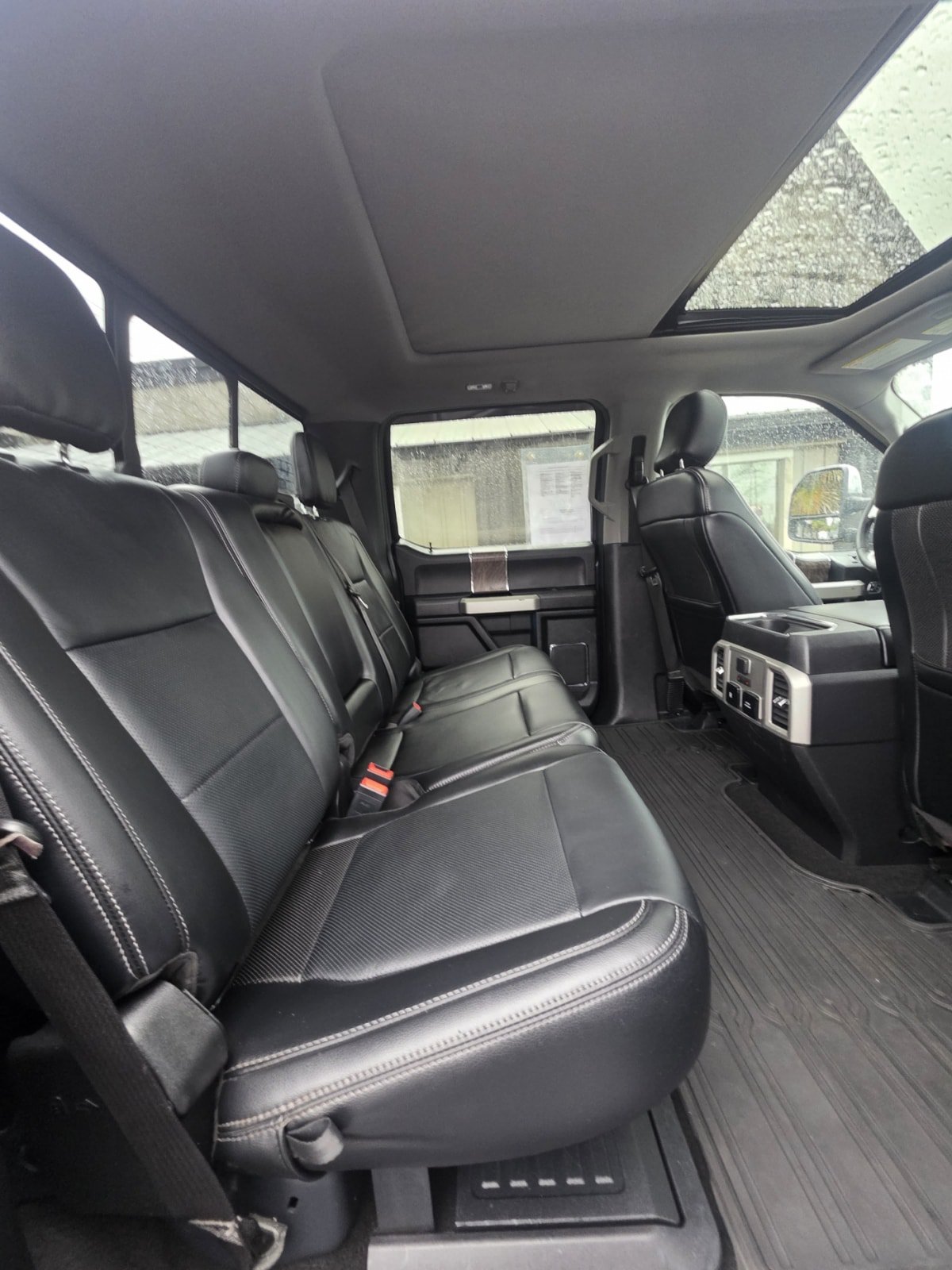 Used 2019 Ford F350 Lariat w/ Lariat Ultimate Package AWD/4WD image 19