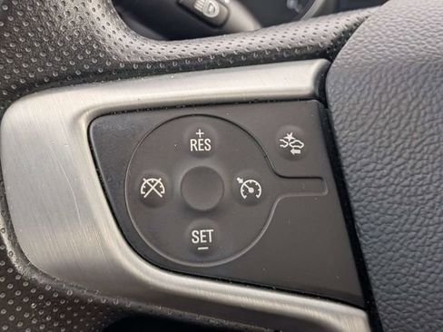 Used 2024 GMC Terrain SLE FWD image 24