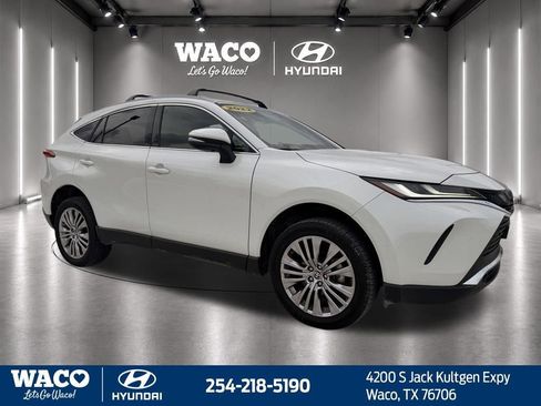 Used 2022 Toyota Venza XLE AWD/4WD image 12