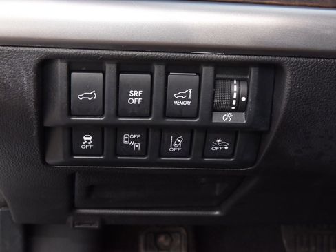 Used 2017 Subaru Outback 2.5i Limited image 31