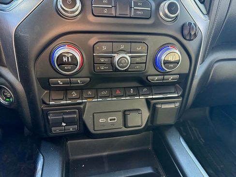 Used 2019 GMC Sierra 1500 Elevation w/ Elevation Value Package image 20