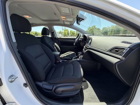 Used 2018 Hyundai Elantra Value Edition FWD image 15