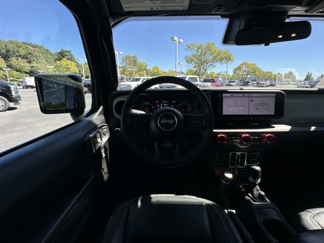 Used 2024 Jeep Wrangler Unlimited Sport AWD/4WD image 12