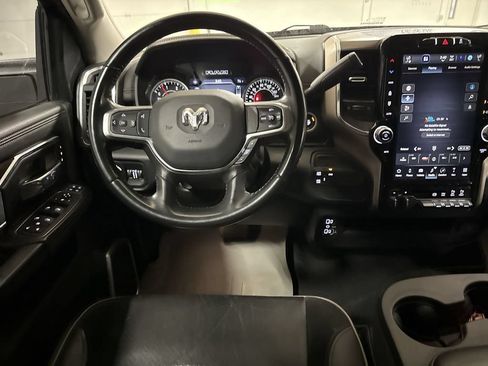 Used 2024 RAM 2500 Laramie AWD/4WD image 11