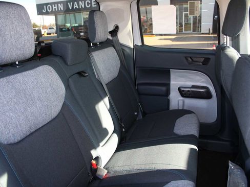 New 2025 Ford Maverick XLT w/ XLT Luxury Package image 19