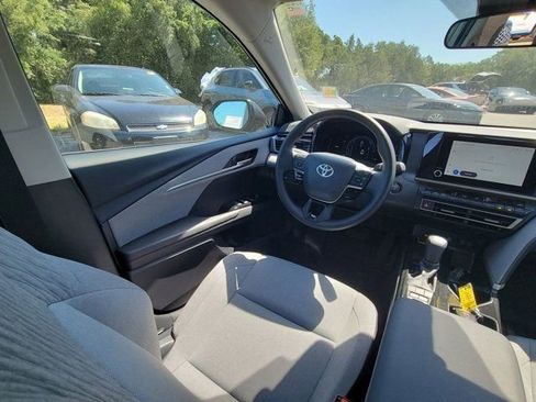Used 2026 Toyota Camry LE FWD image 7