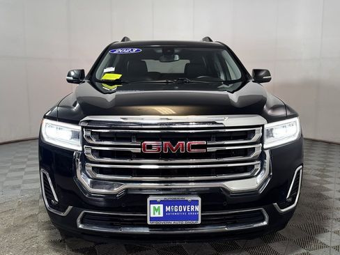 Used 2023 GMC Acadia SLT w/ Preferred Package image 12