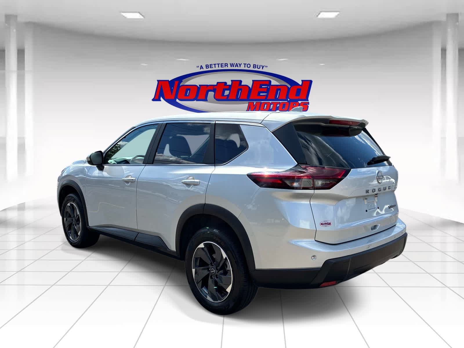 Used 2024 Nissan Rogue SV AWD/4WD image 5