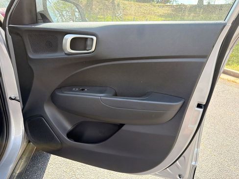 New 2026 Hyundai Venue SE FWD image 14