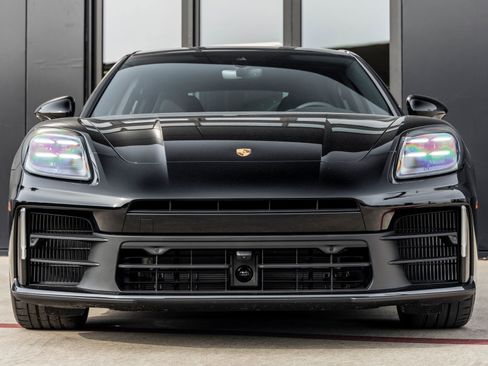 Certified 2026 Porsche Panamera RWD image 8