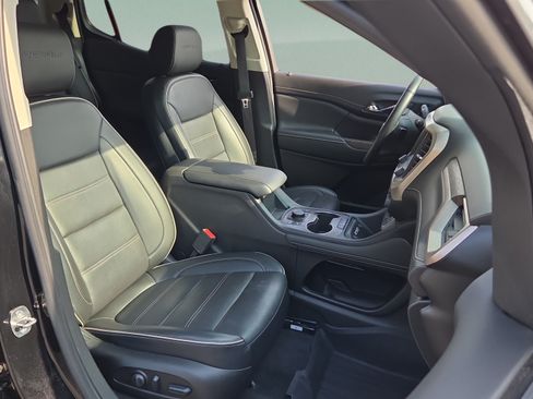 Used 2023 GMC Acadia Denali w/ Black Diamond Edition FWD image 15