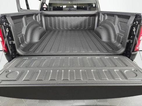 New 2026 RAM 1500 Express AWD/4WD image 16