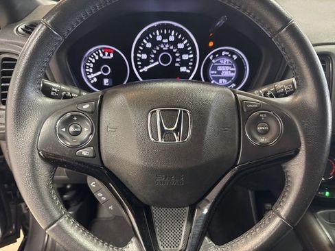 Used 2021 Honda HR-V Sport image 21
