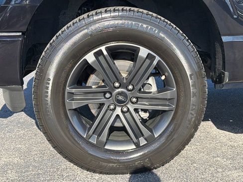 Used 2021 Ford F150 Lariat w/ Equipment Group 502A High AWD/4WD image 15