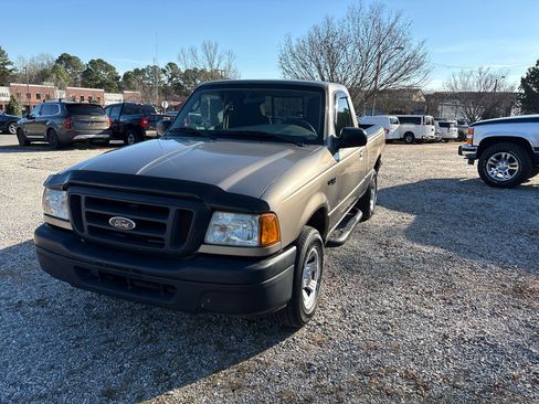 Used 2004 Ford Ranger XL image 2