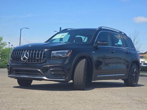 New 2026 Mercedes-Benz GLB 35 AMG 4MATIC image 12