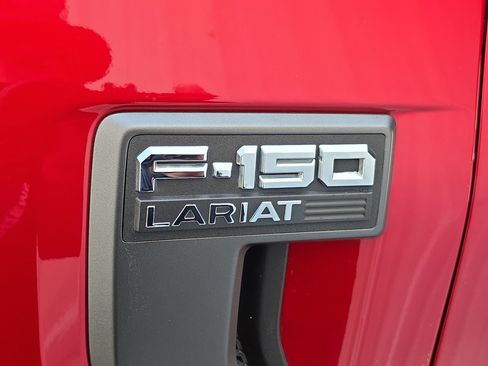 Used 2023 Ford F150 Lariat w/ Max Trailer Tow Package AWD/4WD image 4