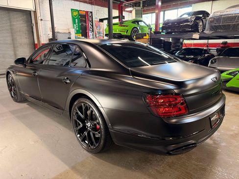 Used 2024 Bentley Flying Spur W12 AWD/4WD image 8