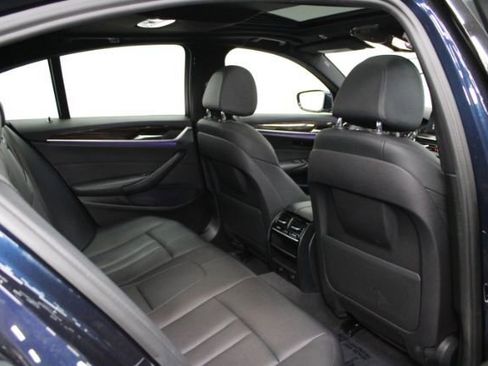 Used 2017 BMW 530i xDrive image 25