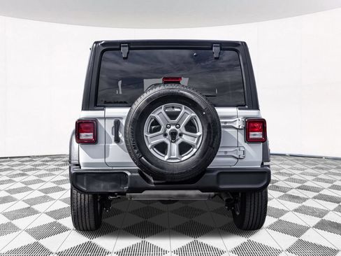 Used 2023 Jeep Wrangler Unlimited Sport AWD/4WD image 9