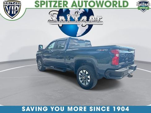 Used 2019 Chevrolet Silverado 1500 Custom Trail Boss w/ Custom Convenience Package AWD/4WD image 7