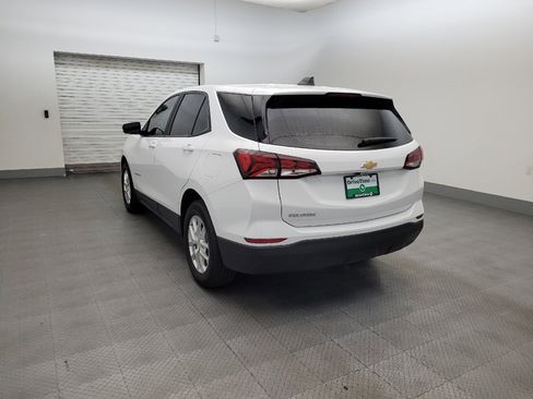 Used 2022 Chevrolet Equinox LS w/ LPO, Floor Liner Package FWD image 5