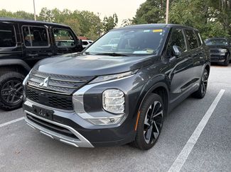 Used 2024 Mitsubishi Outlander SE AWD/4WD video 1