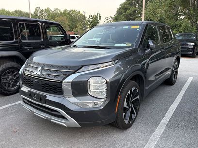 Used 2024 Mitsubishi Outlander SE