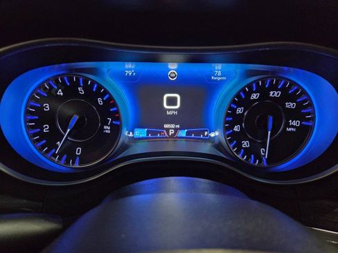 Used 2019 Chrysler 300 Touring w/ Sport Appearance Package image 58