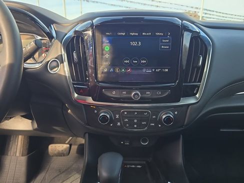 Used 2023 Chevrolet Traverse High Country w/ LPO, Floor Liner Package image 20