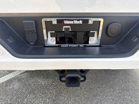 Used 2024 GMC Sierra 1500 AT4 w/ AT4 Premium Package image 56