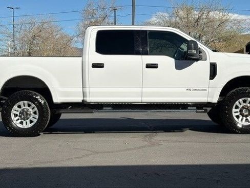 Used 2019 Ford F250 XLT w/ Snow Plow Prep Package image 3