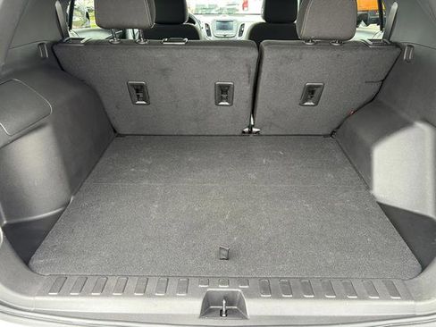 Used 2023 Chevrolet Equinox LS w/ LS Convenience Package FWD image 18