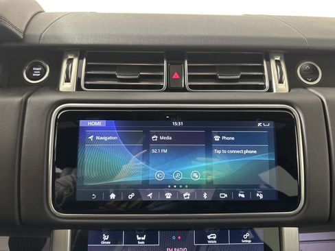 Used 2020 Land Rover Range Rover HSE image 14