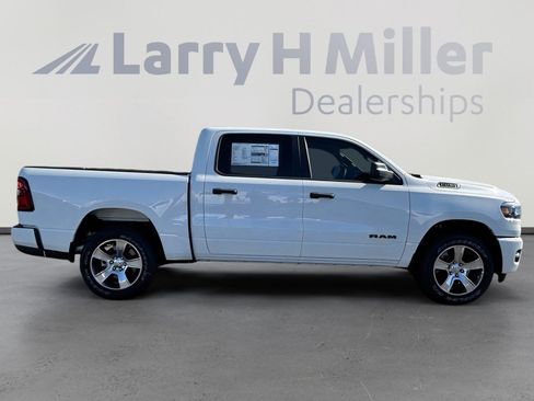 New 2026 RAM 1500 Express image 7