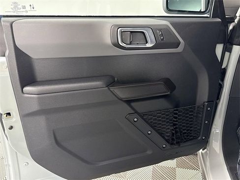 Used 2024 Ford Bronco Black Diamond image 27