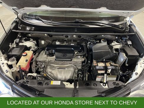 Used 2016 Toyota RAV4 Limited image 27