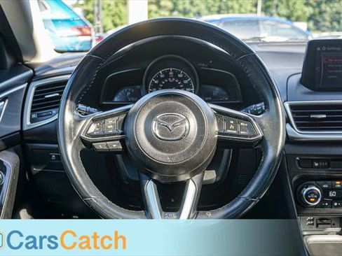 Used 2018 MAZDA MAZDA3 Touring FWD image 32
