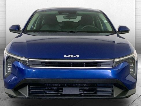 Used 2025 Kia K4 FWD image 2