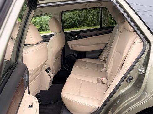 Used 2018 Subaru Outback 2.5i Limited AWD/4WD image 25