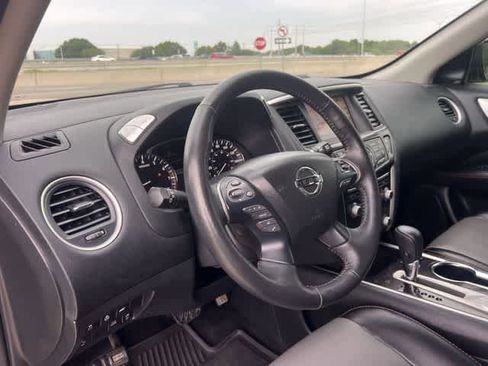 Used 2019 Nissan Pathfinder SL w/ Rock Creek Edition FWD image 15