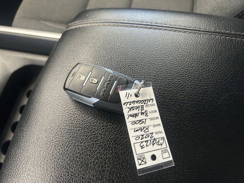 Used 2020 RAM 1500 Big Horn image 34