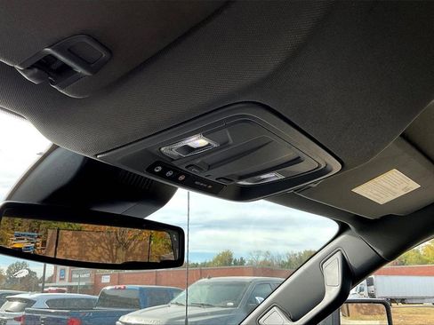 Used 2024 Chevrolet Silverado 2500 LTZ image 24