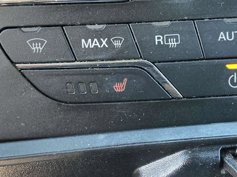 Used 2019 Ford Edge SEL w/ Equipment Group 201A image 14