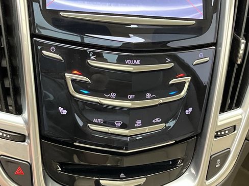 Used 2013 Cadillac SRX Luxury w/ Driver Awareness Package AWD/4WD image 23
