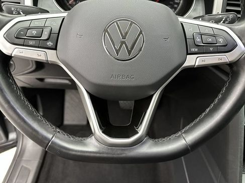 Used 2021 Volkswagen Atlas SE w/ Towing Package AWD/4WD image 14