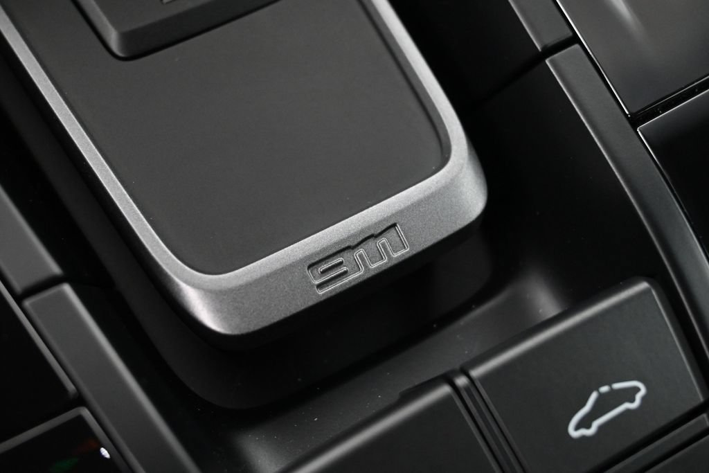 Certified 2026 Porsche 911 Carrera 4 GTS AWD/4WD image 19