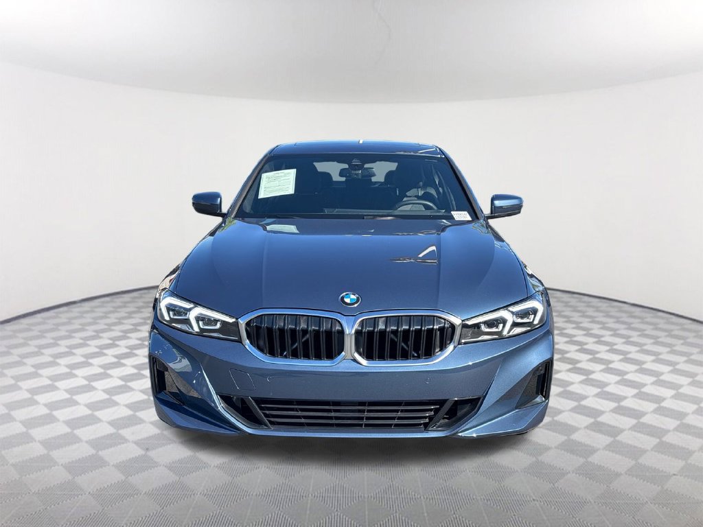 Used 2026 BMW 330i Sedan w/ Premium Package RWD image 2