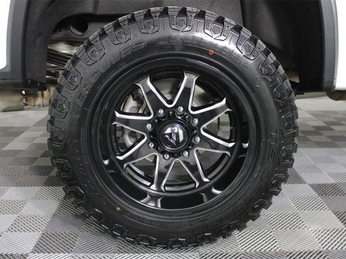 Used 2021 Chevrolet Silverado 2500 LT w/ Fleet Comfort Package image 14