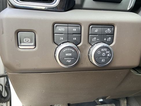 Used 2022 GMC Sierra 1500 Denali w/ Denali Reserve Package AWD/4WD image 44